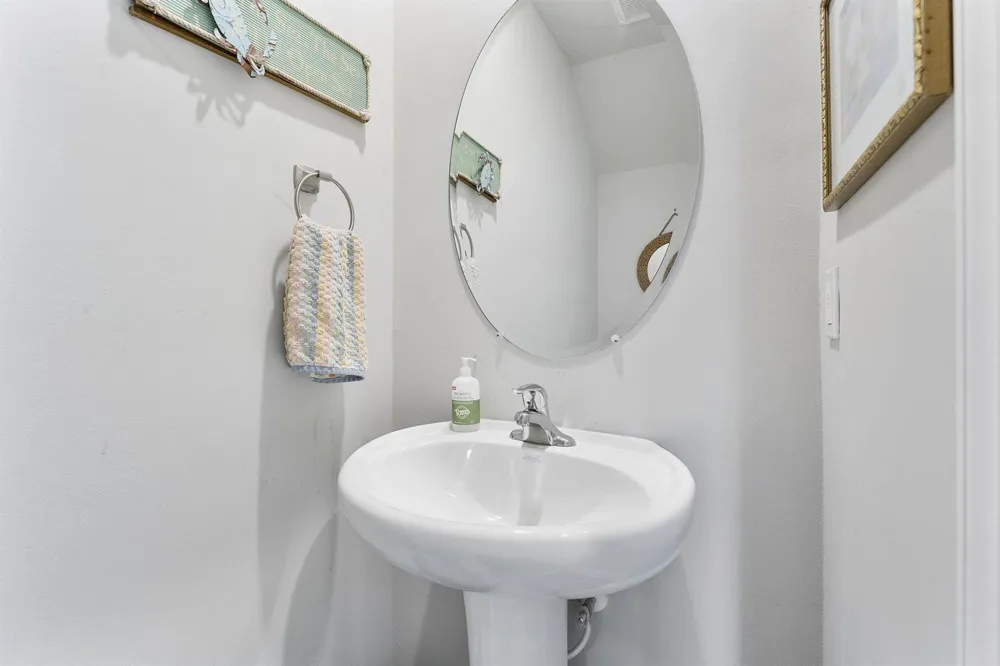 3947 SE Mentmore Lane Stuart, FL 34997