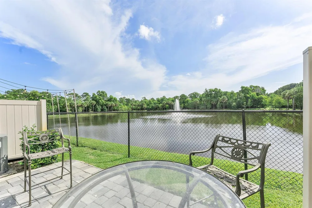 3947 SE Mentmore Lane Stuart, FL 34997