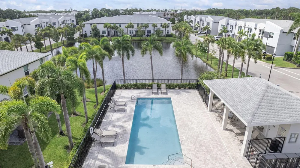 3947 SE Mentmore Lane Stuart, FL 34997