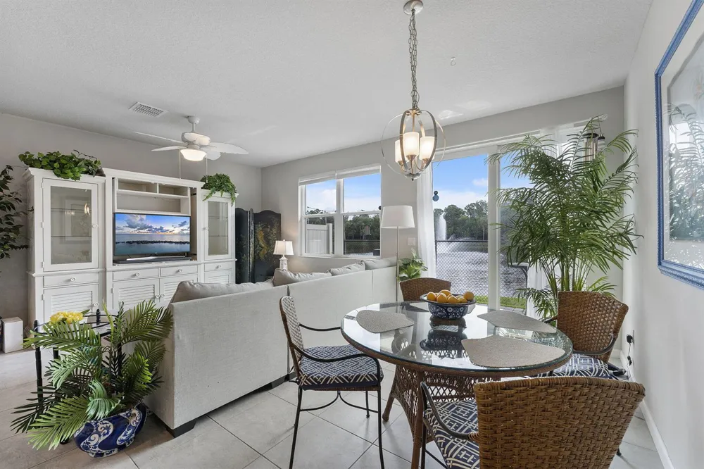 3947 SE Mentmore Lane Stuart, FL 34997