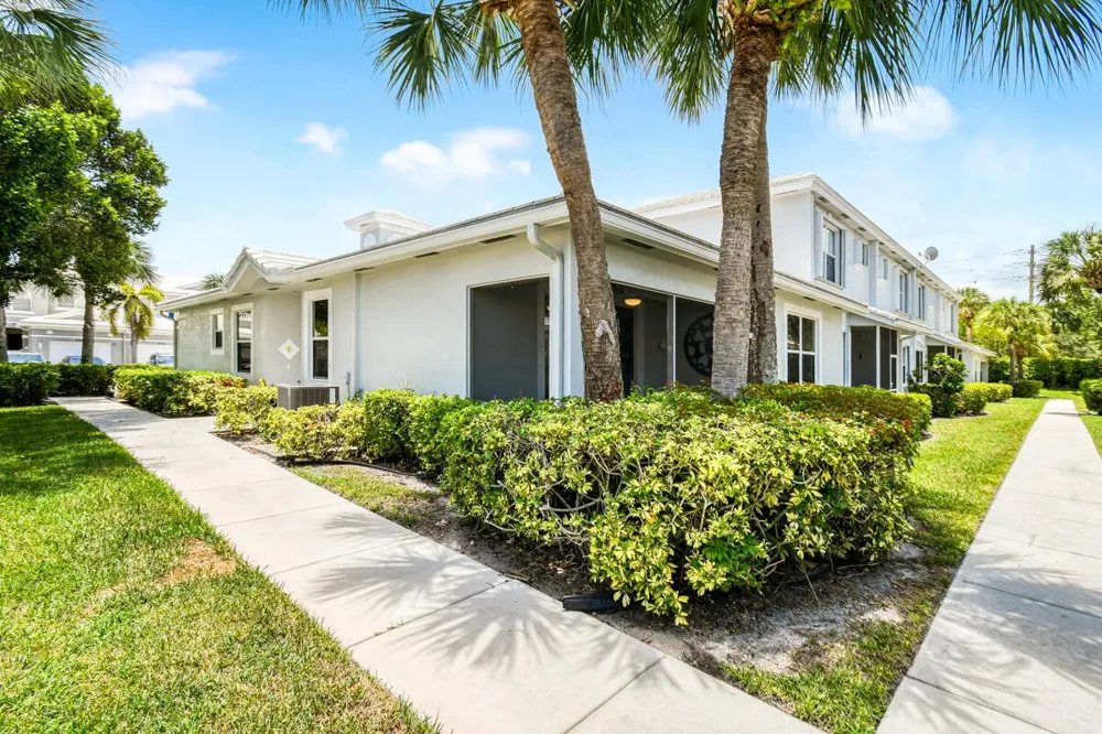 4952 Southard Street Lake Worth, FL 33463
