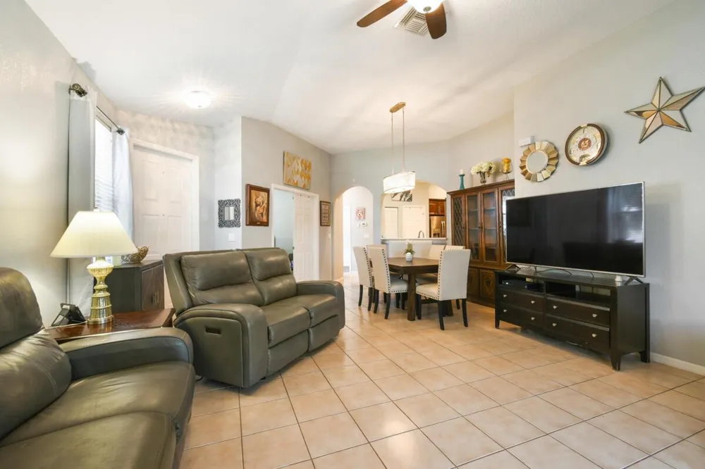 4952 Southard Street Lake Worth, FL 33463