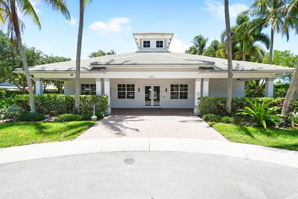 4952 Southard Street Lake Worth, FL 33463