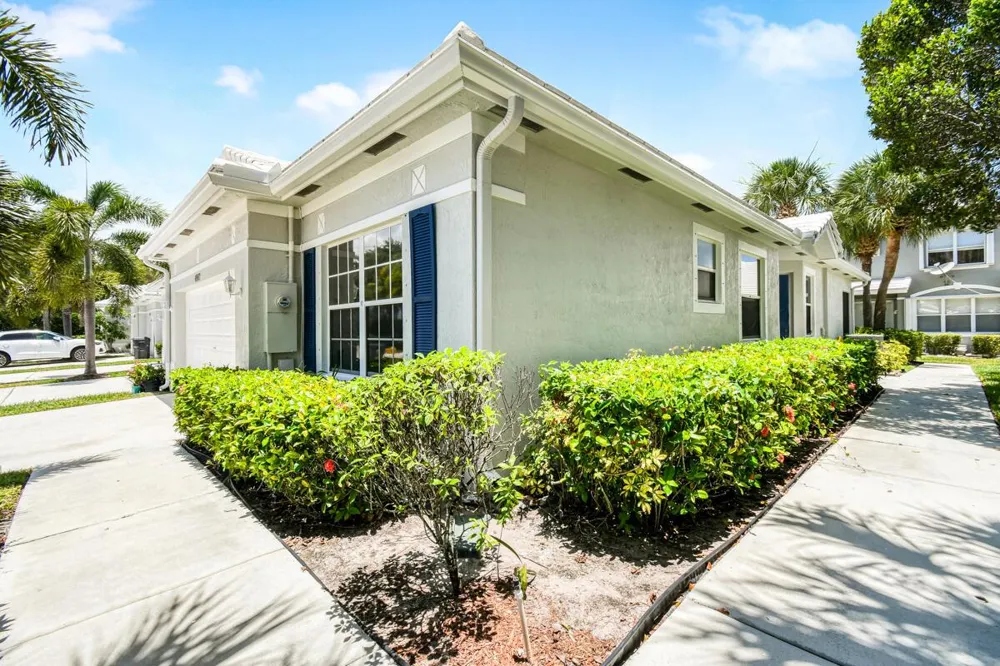 4952 Southard Street Lake Worth, FL 33463