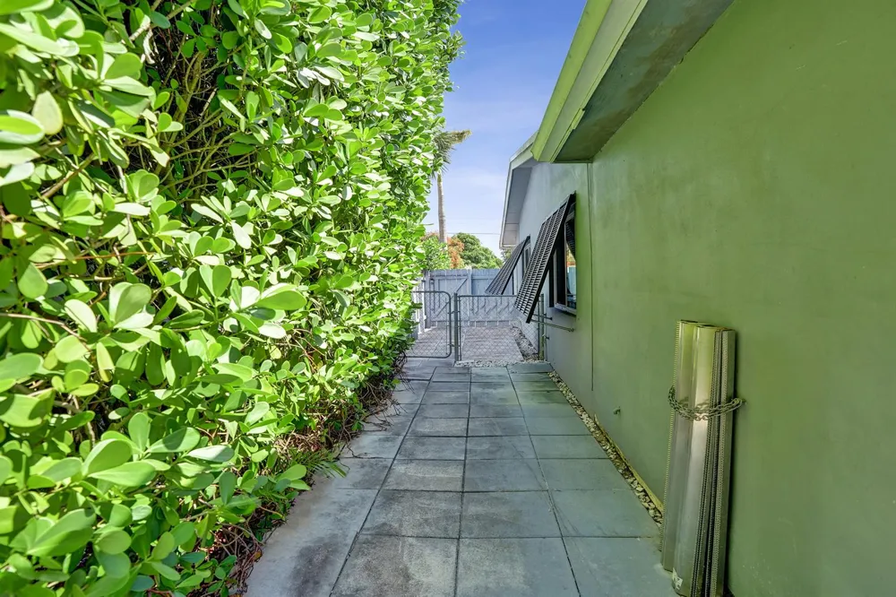 316 NW 20TH STREET Wilton Manors, FL 33311