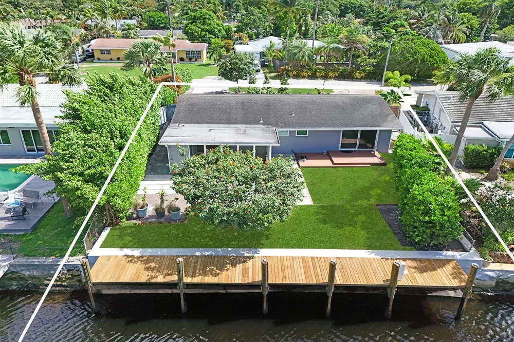 316 NW 20TH STREET Wilton Manors, FL 33311