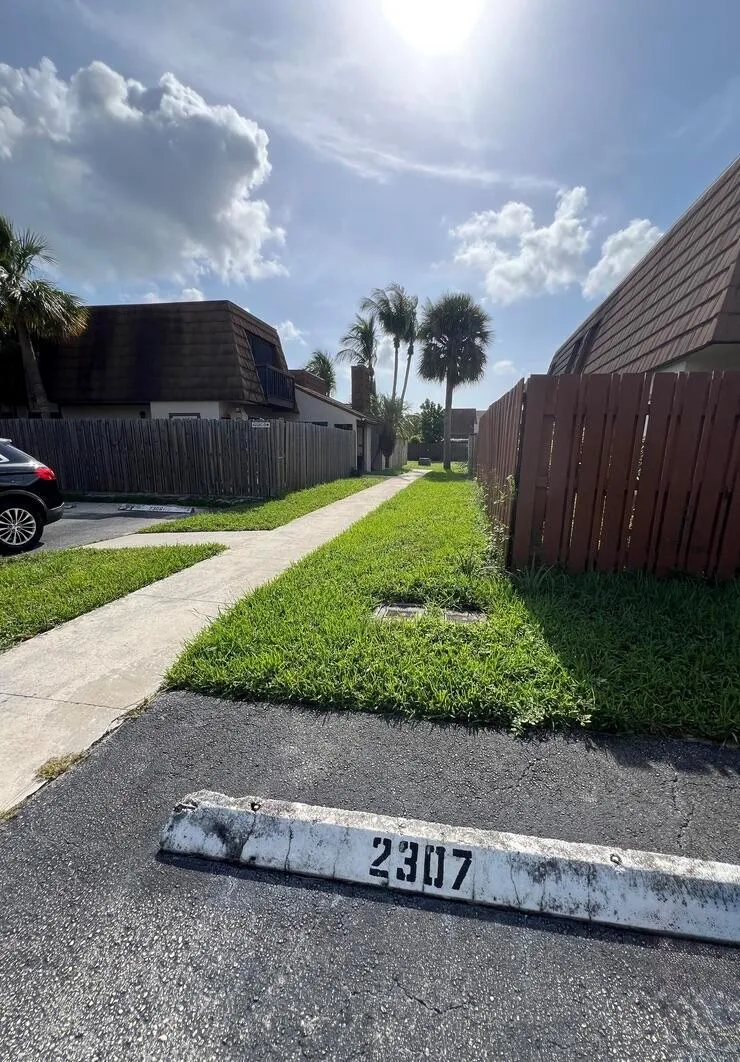 4232 PALM BAY #D West Palm Beach, FL 33406