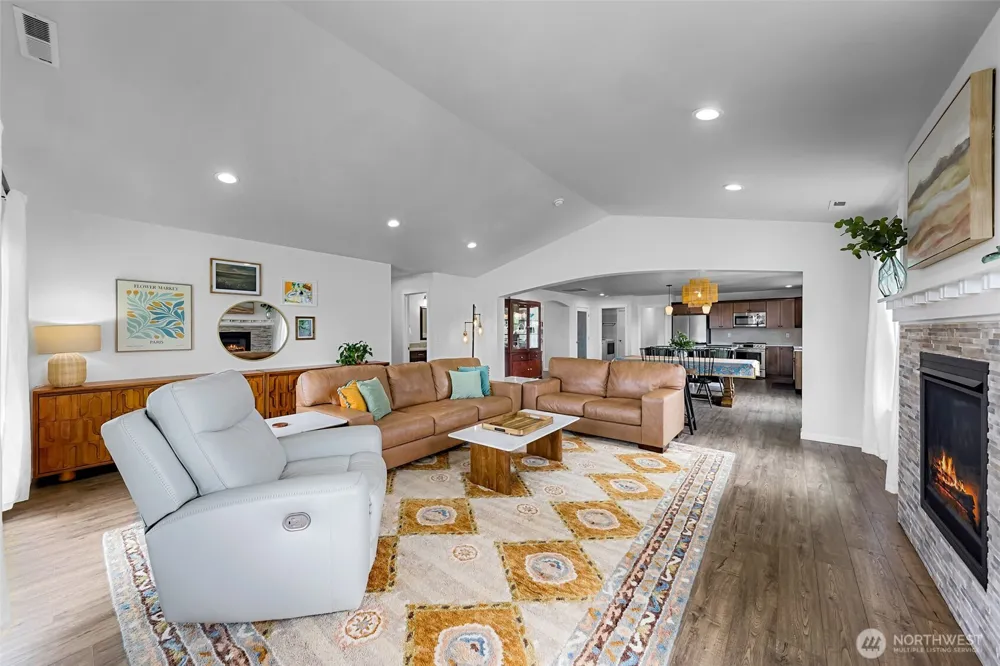 17152 Big Fir Place Mount Vernon, WA 98274