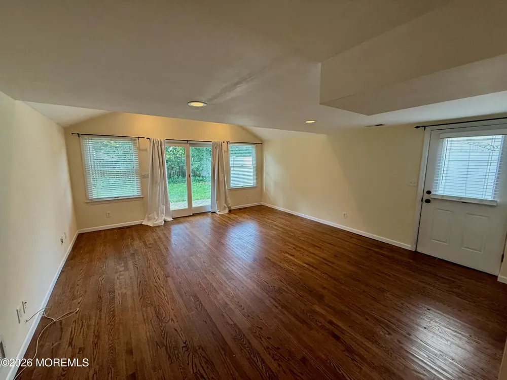 34 Highland Avenue Rumson, NJ 07760