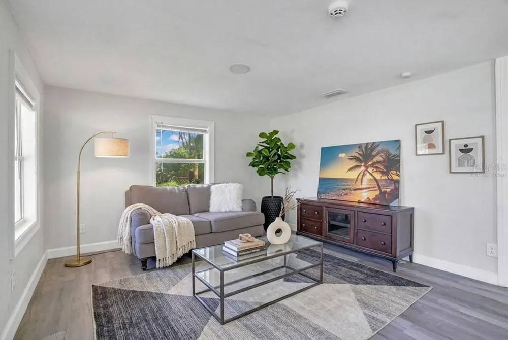 2012 E HARDING STREET Orlando, FL 32806