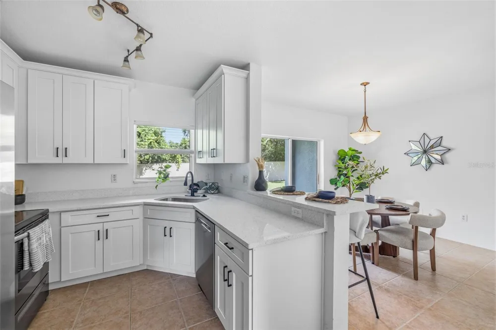 515 SWEET HOLLOW PLACE Brandon, FL 33510