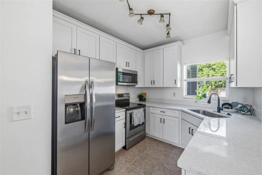 515 SWEET HOLLOW PLACE Brandon, FL 33510