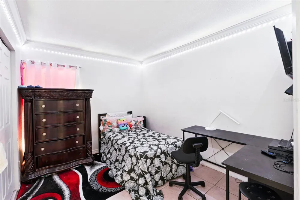 6694 RIVO ALTO AVENUE Orlando, FL 32809