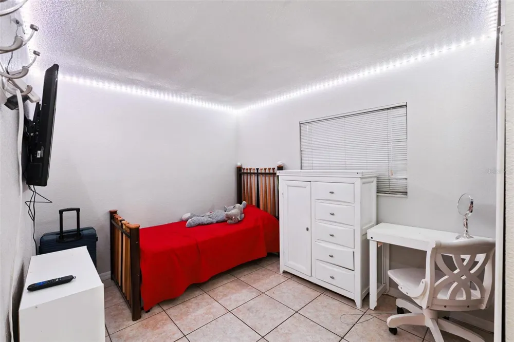 6694 RIVO ALTO AVENUE Orlando, FL 32809