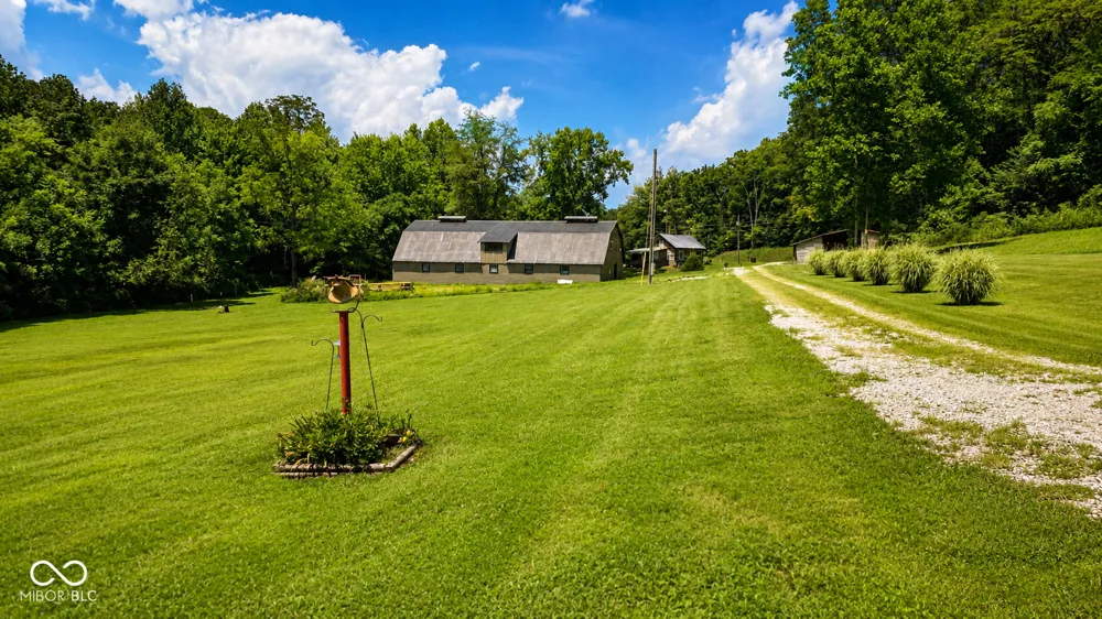 10553 W Us Highway 50 Norman, IN 47264