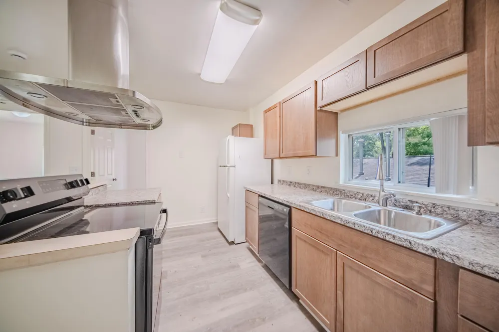 2472 Hawks Avenue #2 Ann Arbor, MI 48108