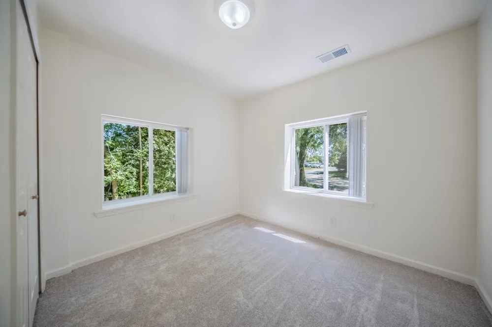 2472 Hawks Avenue #2 Ann Arbor, MI 48108