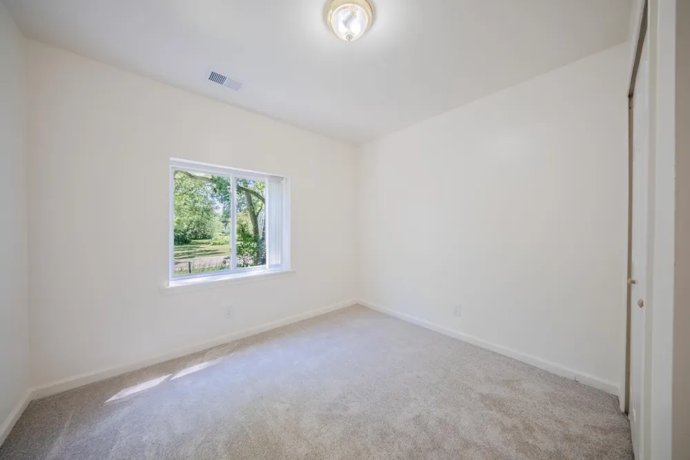 2472 Hawks Avenue #2 Ann Arbor, MI 48108