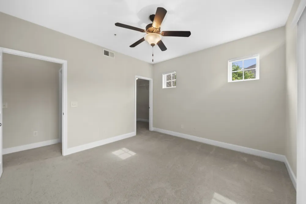 8205 Lenox Creekside Dr #5 Antioch, TN 37013