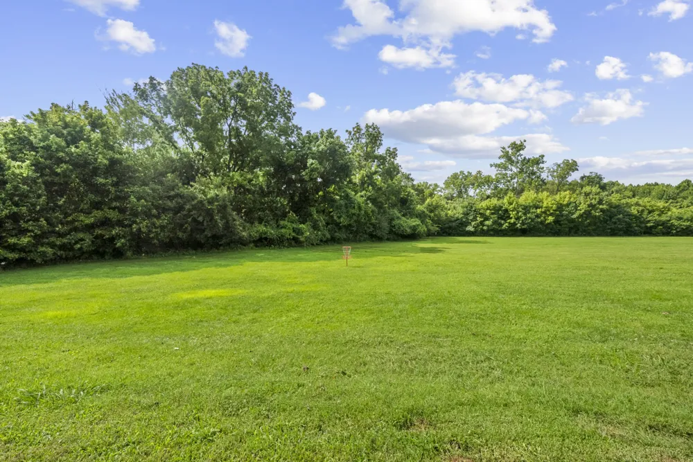 8205 Lenox Creekside Dr #5 Antioch, TN 37013