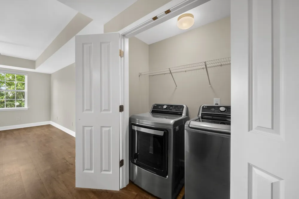 8205 Lenox Creekside Dr #5 Antioch, TN 37013