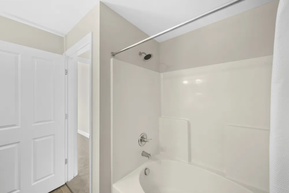 8205 Lenox Creekside Dr #5 Antioch, TN 37013
