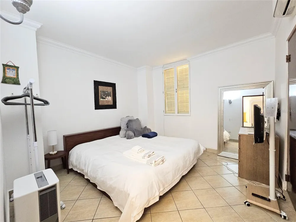 151 CALLE SAN JUSTO #202 Old San Juan, PR 00901