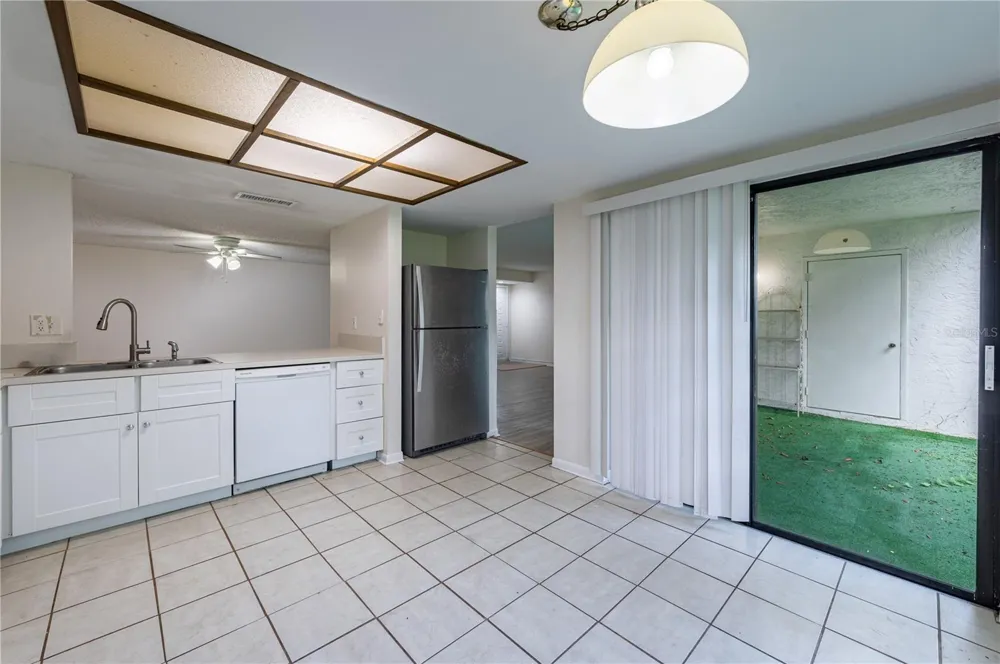 7873 NIAGARA AVENUE #1803 Tampa, FL 33617