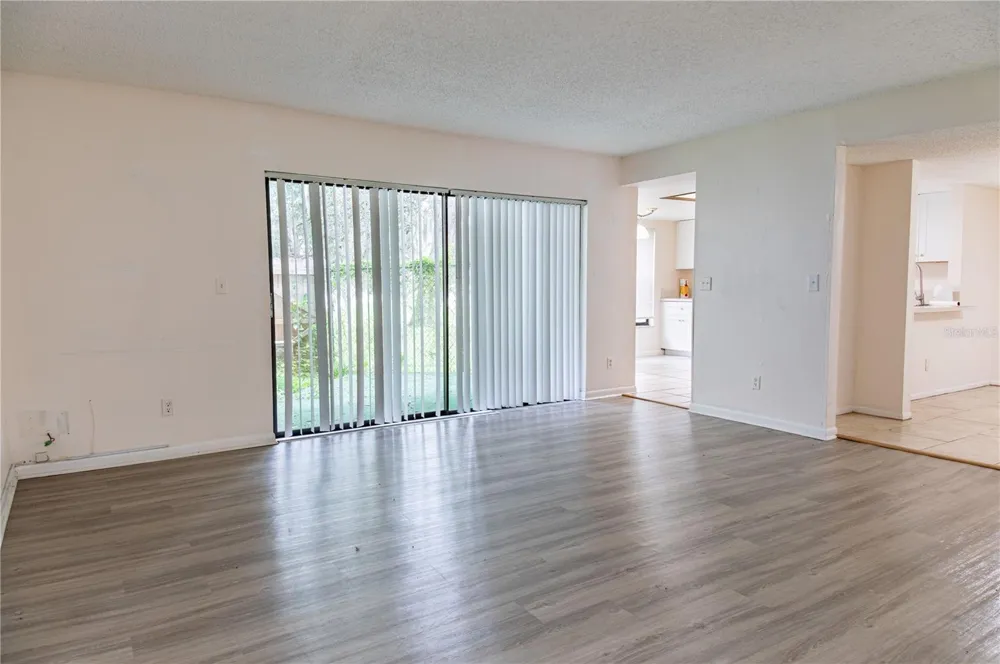 7873 NIAGARA AVENUE #1803 Tampa, FL 33617