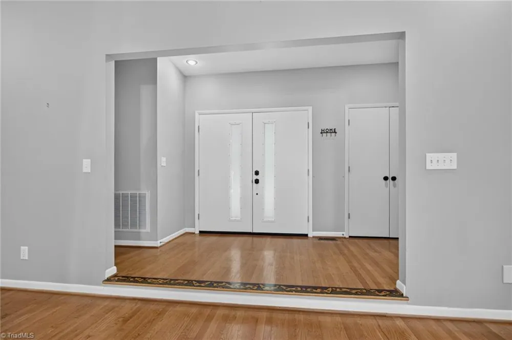 2400 Hunters Crossing Trail Summerfield, NC 27358