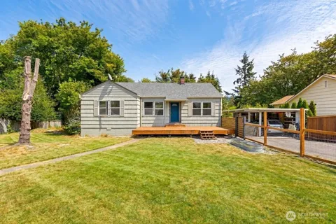 307 4th Street