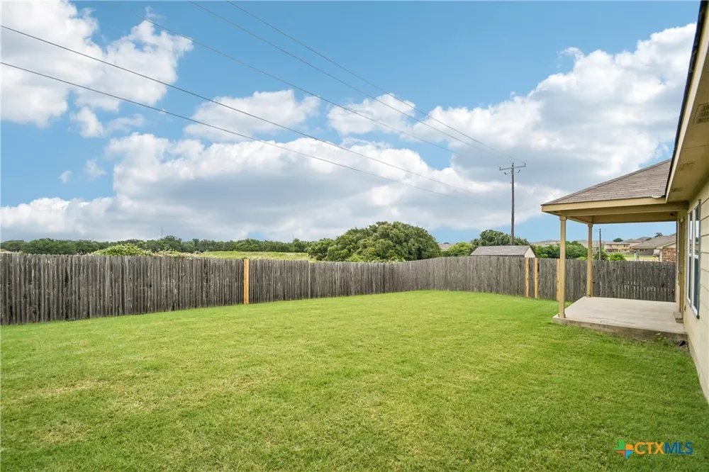 9302 Bowfield Drive Killeen, TX 76542