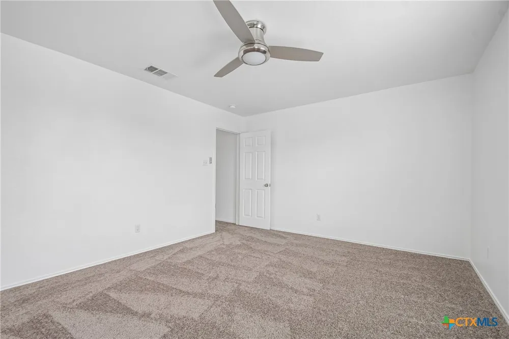 9302 Bowfield Drive Killeen, TX 76542