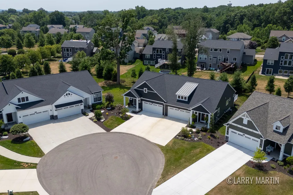 8787 Brayridge Drive Jenison, MI 49428
