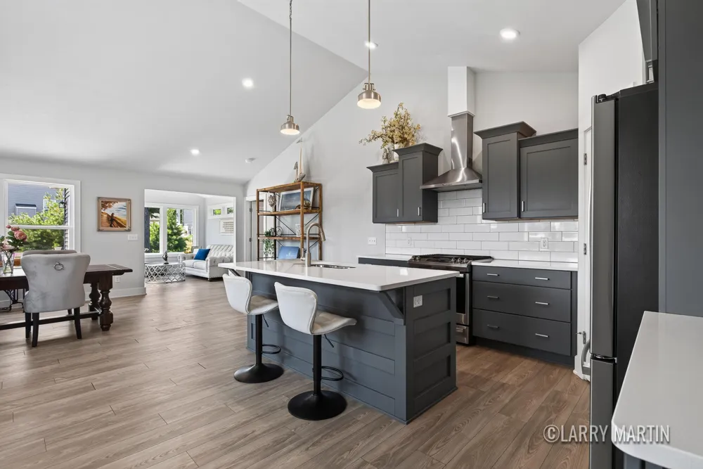 8787 Brayridge Drive Jenison, MI 49428