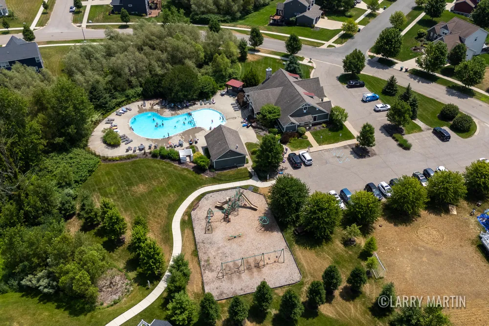 8787 Brayridge Drive Jenison, MI 49428