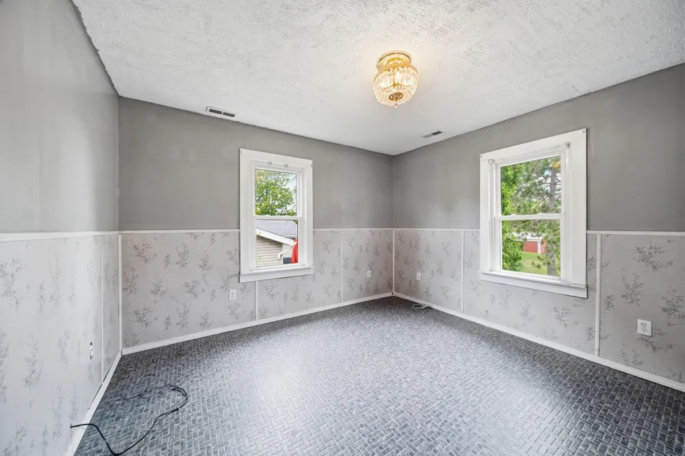 4959 Deleon Drive Tecumseh, MI 49286