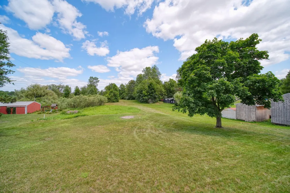 4959 Deleon Drive Tecumseh, MI 49286