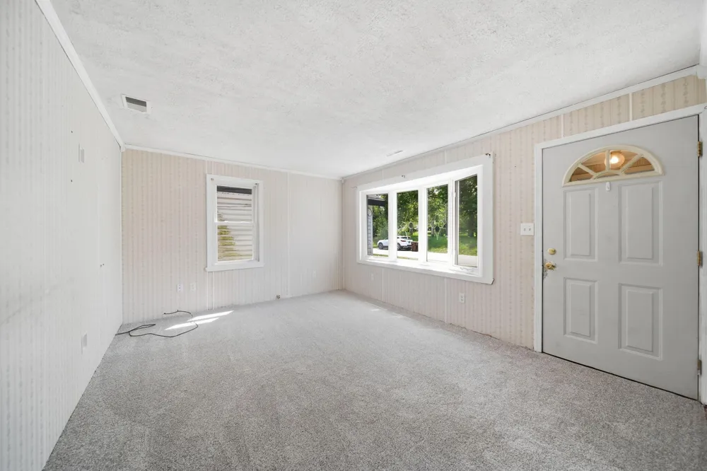 4959 Deleon Drive Tecumseh, MI 49286