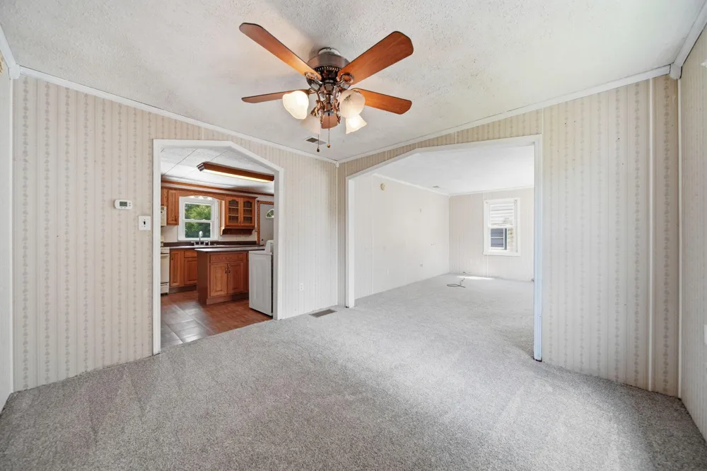 4959 Deleon Drive Tecumseh, MI 49286