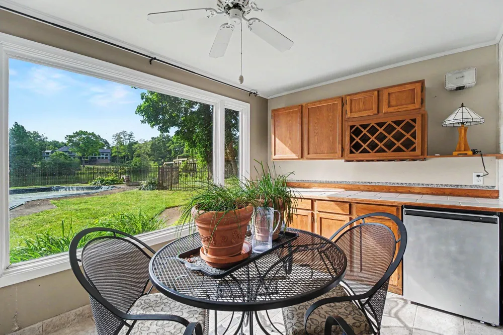 460 E Long Lake Road Bloomfield Hills, MI 48304