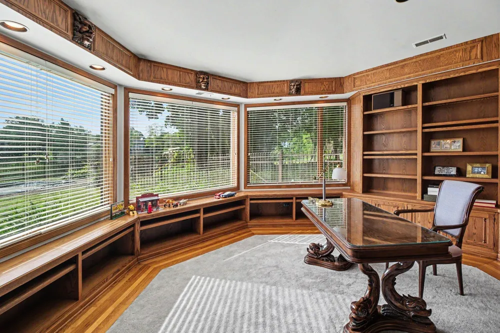 460 E Long Lake Road Bloomfield Hills, MI 48304