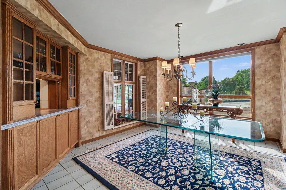 460 E Long Lake Road Bloomfield Hills, MI 48304