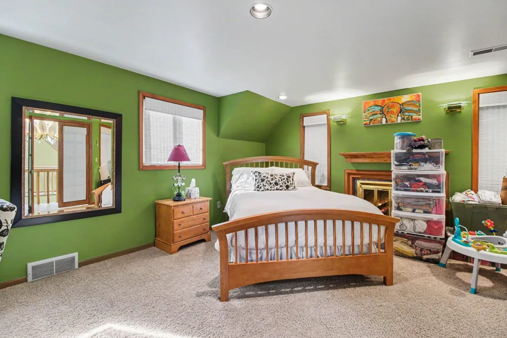 460 E Long Lake Road Bloomfield Hills, MI 48304