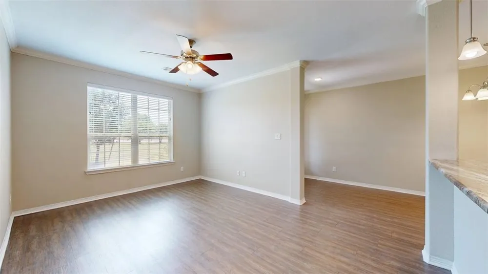 2019 Harvey Mitchell Parkway S #2019-2027 College Station, TX 77840