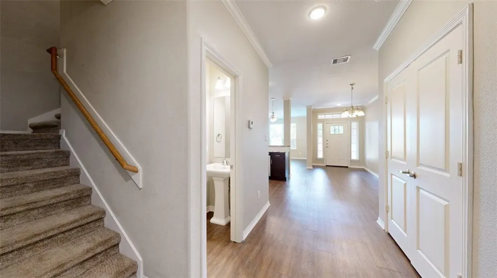 2019 Harvey Mitchell Parkway S #2019-2027 College Station, TX 77840