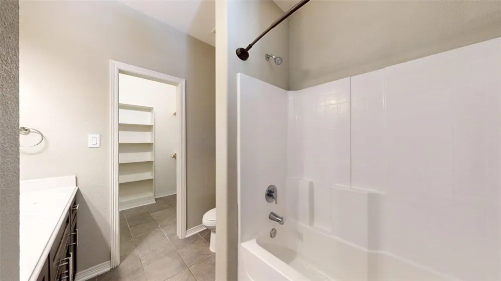 2019 Harvey Mitchell Parkway S #2019-2027 College Station, TX 77840