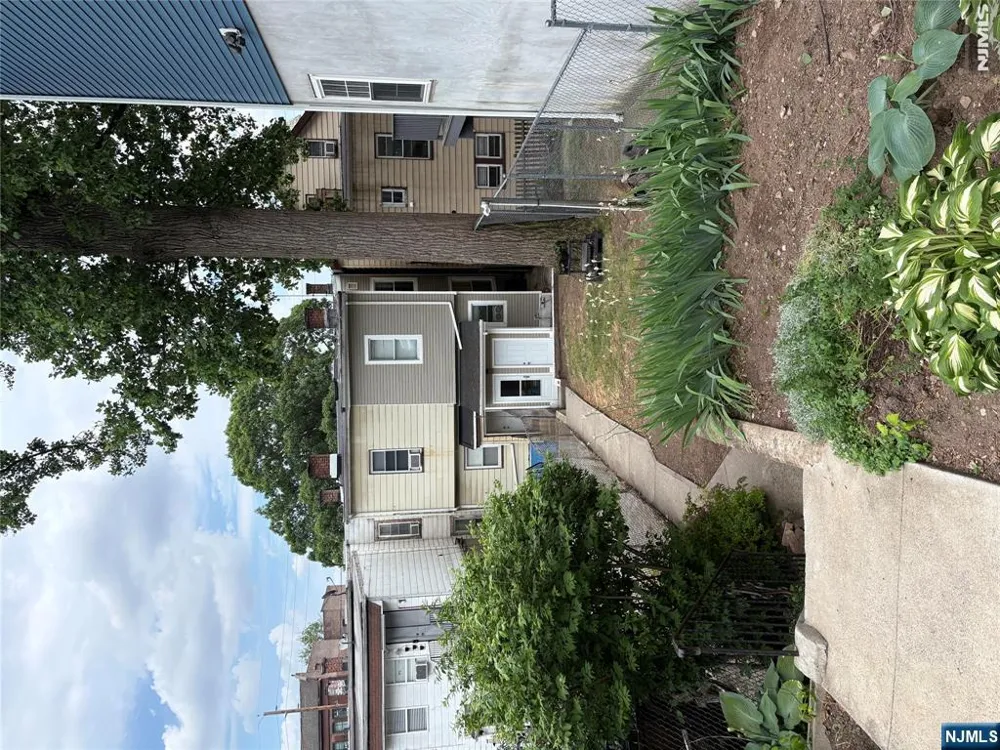 400 Summer Avenue Newark, NJ 07104