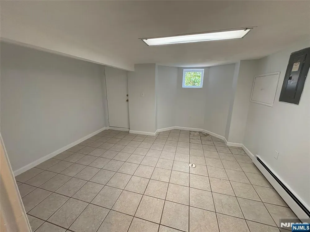 400 Summer Avenue Newark, NJ 07104
