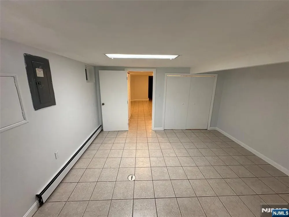 400 Summer Avenue Newark, NJ 07104